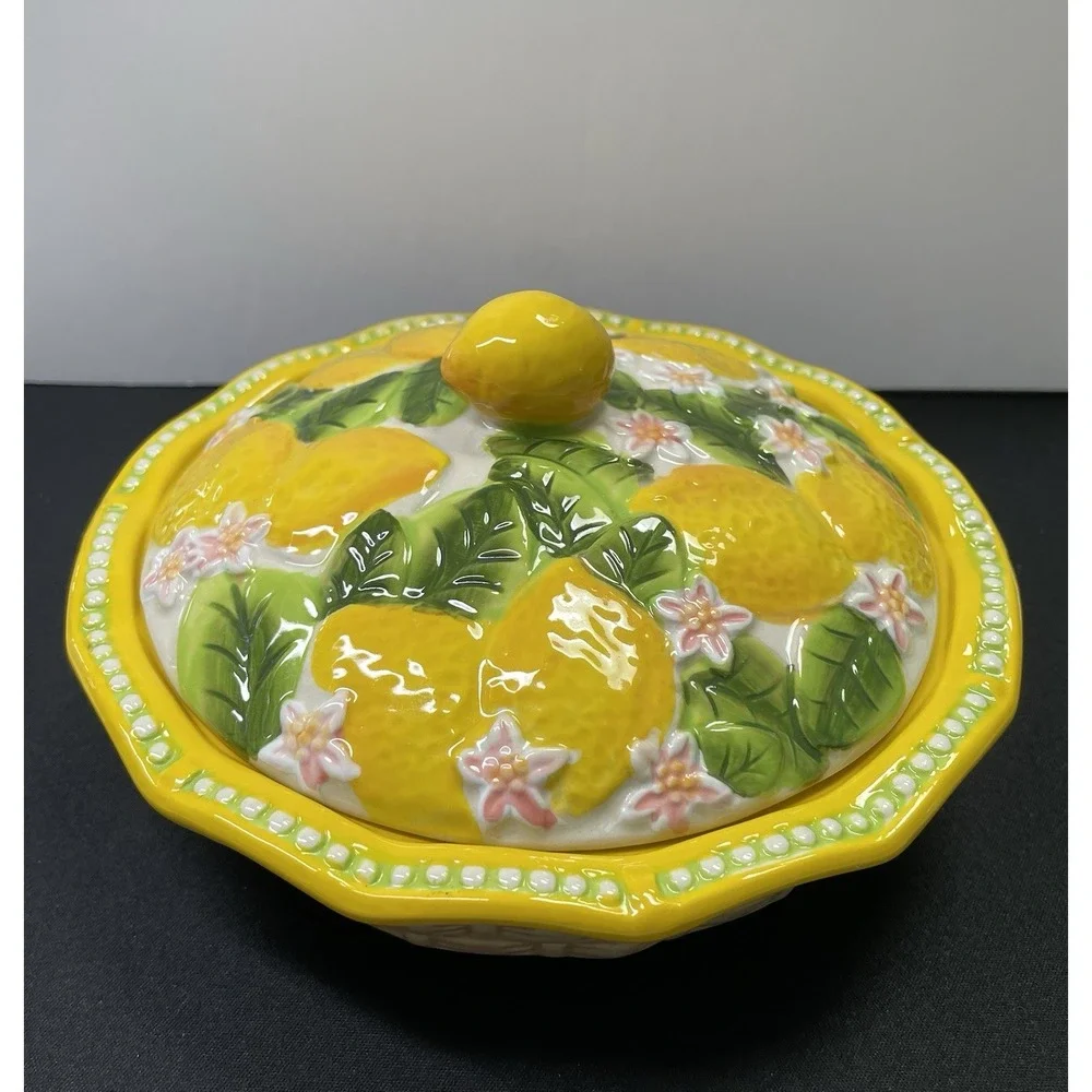 Temp-tations Tara Figural Fruit Lemon Covered Pie Dish 3D Lemon Lid 6.5